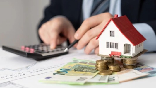 A FALTA DE DINHEIRO IMPEDE DE TER UMA CASA?